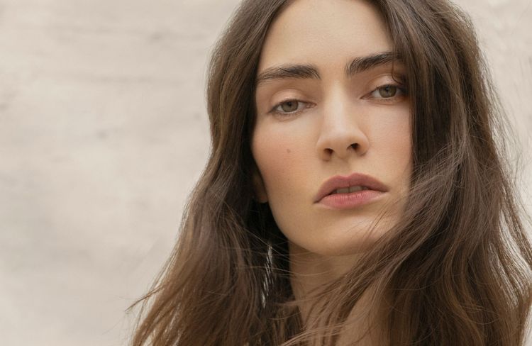 Skincare : l’infirmière esthétique des célébrités partage ce conseil pour une protection solaire optimale