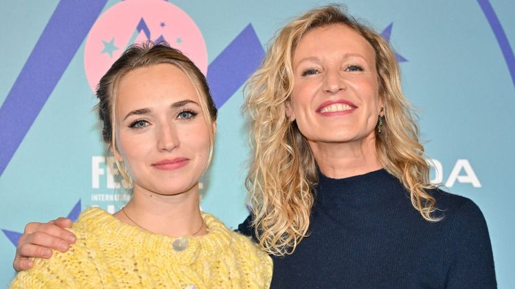 Alexandra Lamy virée de sa maison à cause de sa fille Chloé Jouannet , “Oui, on est partis”