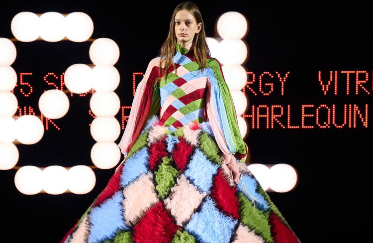 L’édito de ELLE : à la Fashion Week haute couture de Paris, un frisson nommé Valentino