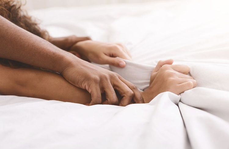 Sexualité : qu’est-ce que la « position des lasagnes » ?