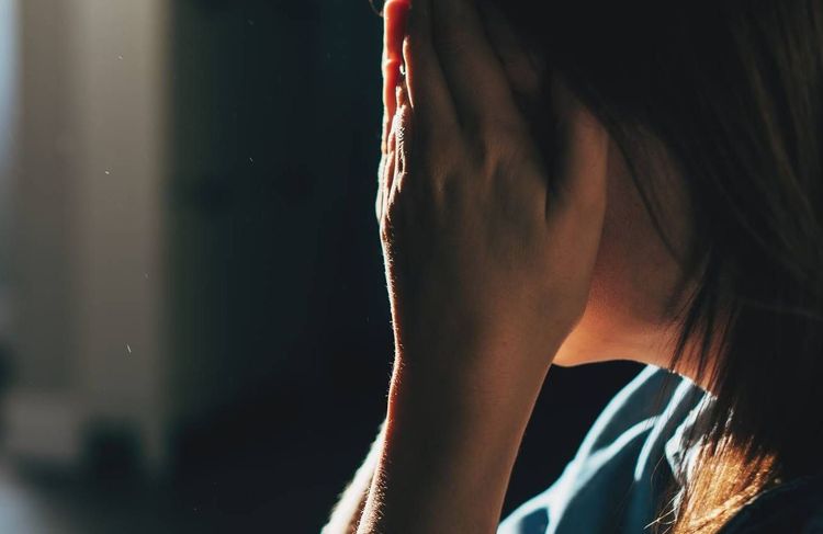 Harcèlement et revenge porn : un faux agent de la DGSE condamné pour avoir fait vivre 12 ans de calvaire à sa compagne