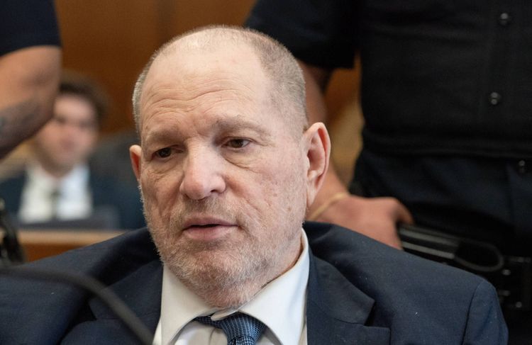 Nouveau procès Weinstein : « Il avait tout le pouvoir, elles n'avaient rien », martèle la procureure