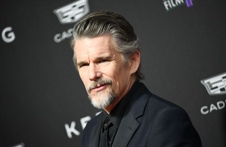 Ethan Hawke : ce touchant hommage à River Phoenix, son ami disparu