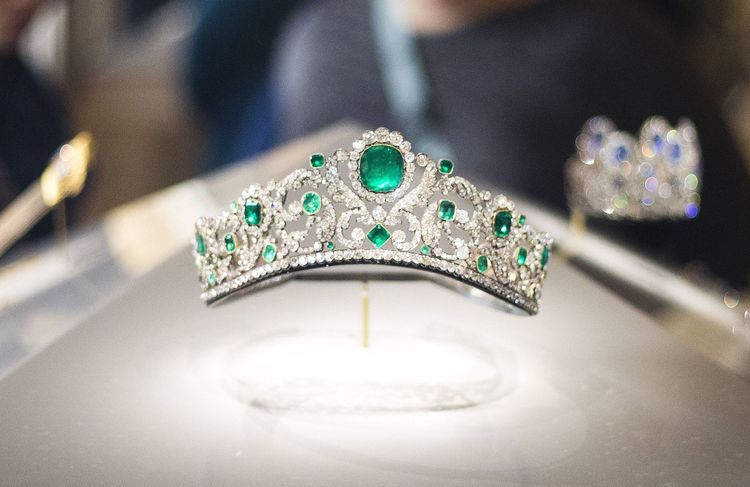 Ce jour où les joyaux de la Couronne ont disparu dans le plus célèbre vol de bijoux de l’histoire française