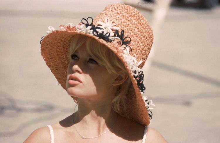 Mort de Brigitte Bardot : Emmanuel Macron rend hommage à une « légende du siècle »