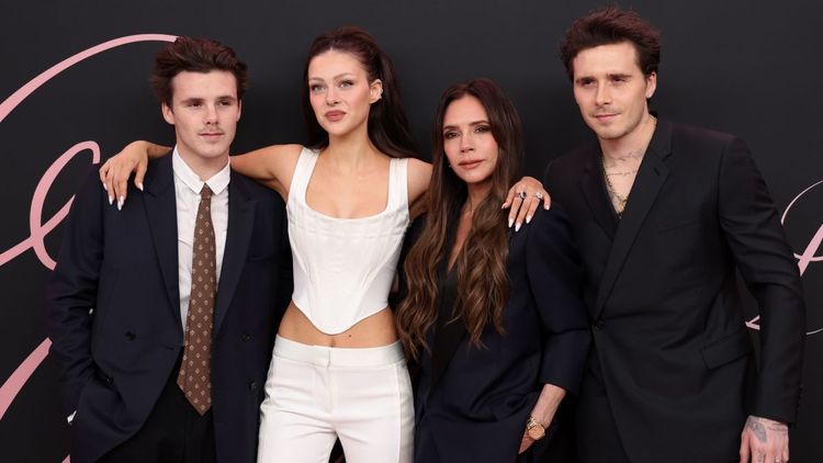 Brooklyn Beckham : Cruz Beckham lâche une bombe brise l'omerta sur la danse « inappropriée » de Victoria