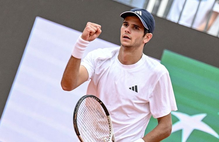 Roland-Garros : un tennisman accusé d'avoir poussé une ramasseuse de balles, il se défend