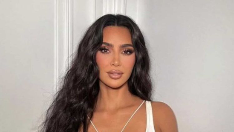 Kim Kardashian : en couple avec un célèbre footballeur ? Une photo d'eux met la puce à l'oreille !