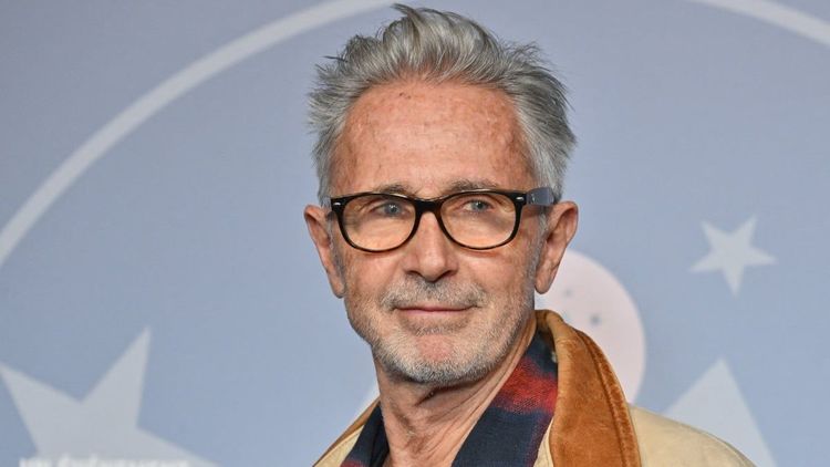Après avoir couché chez Coluche, Thierry Lhermitte balance sur leurs excès : "Tous les soirs, c'était..."