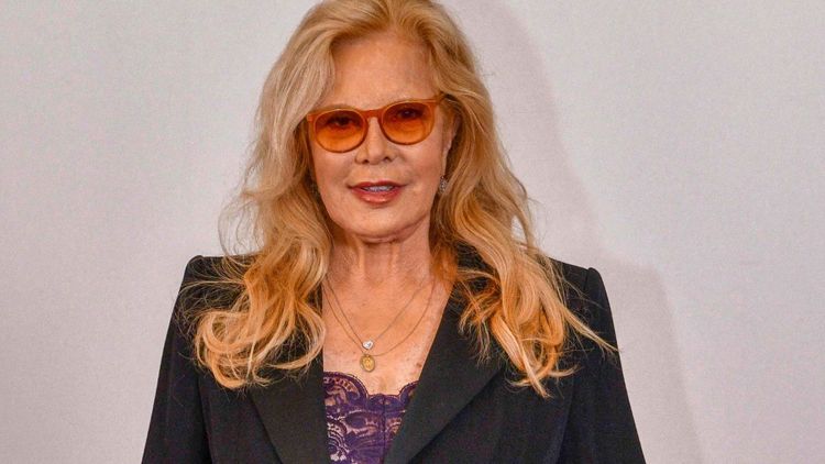 Sylvie Vartan se remémore sa rencontre tendue avec Johnny Hallyday : “Je me la ferais bien”