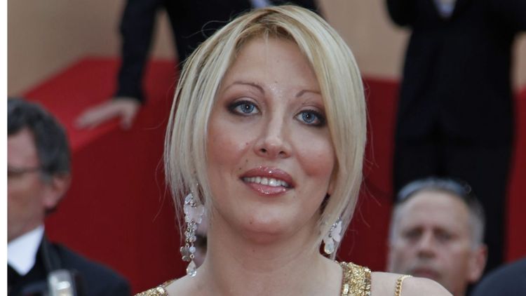 Obsèques de Loana : un dernier adieu bouleversé par un incident inattendu en pleine cérémonie