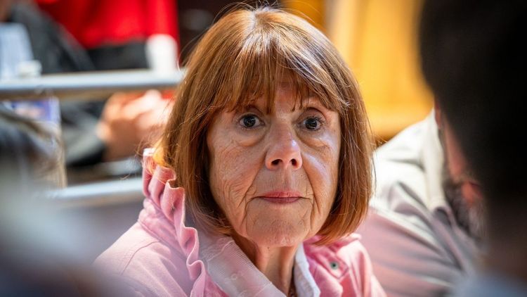 Gisèle Pélicot comparée à Blanche-Neige : "Le fait d'érotiser une femme qui git sur un lit"