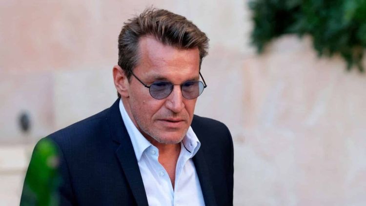 Benjamin Castaldi blessé : il dévoile une photo impressionnante de sa main détruite après son accident d’hélicoptère