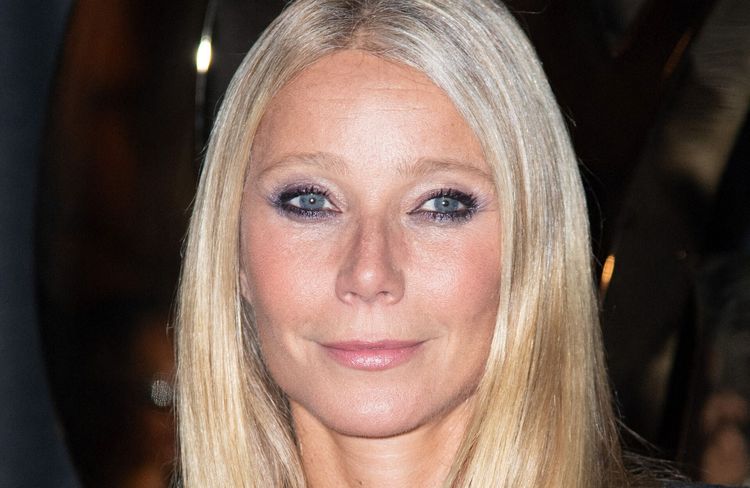 Gwyneth Paltrow : sa méthode nocturne anti-rides intrigue autant qu’elle fascine