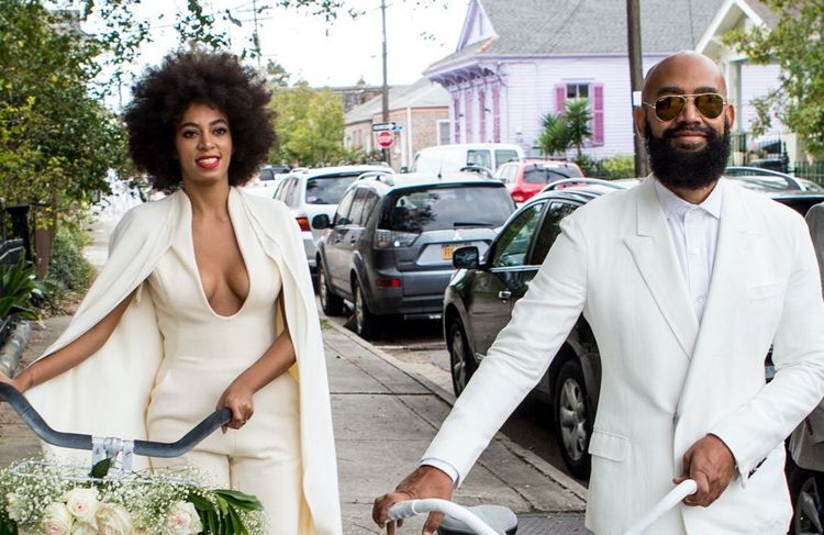 Cette tenue de mariée non-traditionnelle est de plus en plus recherchée sur Pinterest