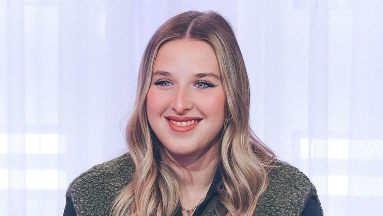 "Elle réalise un rêve de gosse" : Héléna (Star Academy) prépare un nouveau projet, quelques semaines après avoir intégré la troupe des Enfoirés