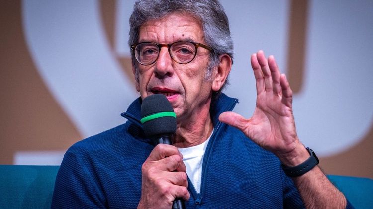Michel Cymes explique sa plainte contre Cyril Hanouna : “Une émission entière à m’injurier…”