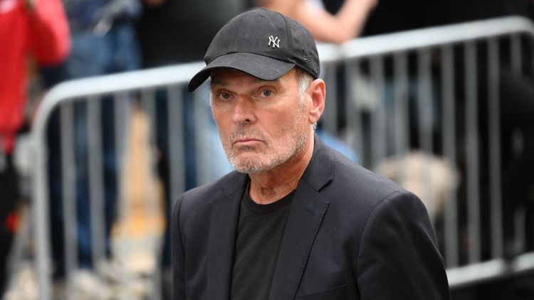 "J’avais une tête de con" : Laurent Baffie (67 ans) sans filtre sur son apparence