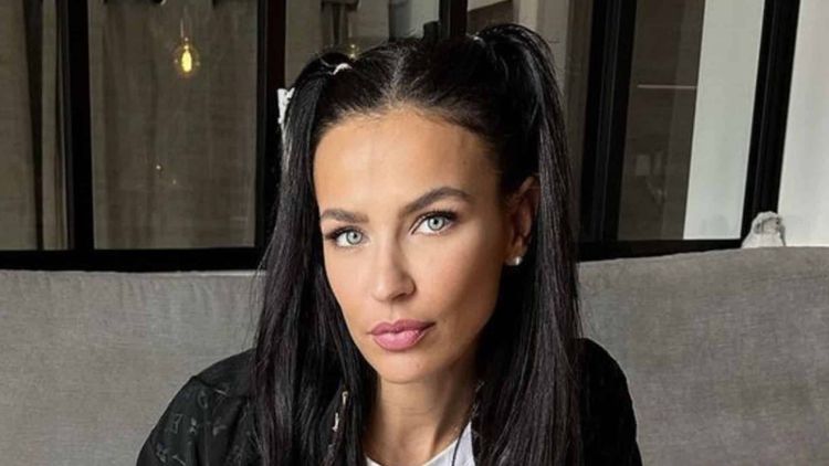 "J'ai décidé de faire..." : célibataire, Julie Ricci fait une annonce surprenante !