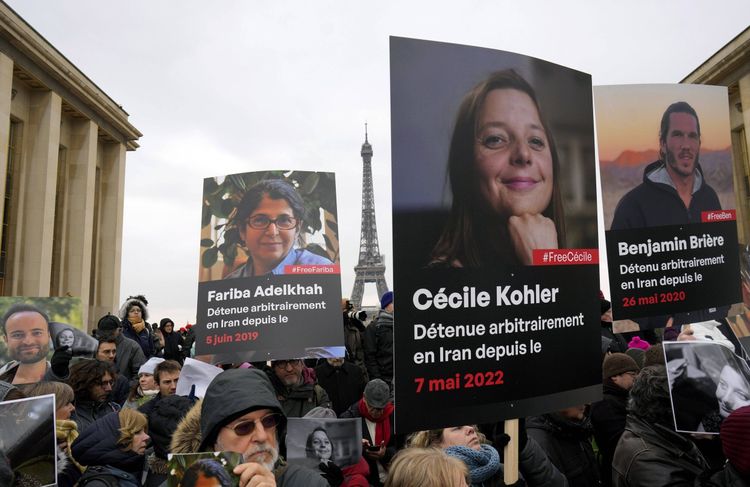 « Elle est extrêmement affaiblie » : Narges Mohammadi se dit « très inquiète » pour Cécile Kohler