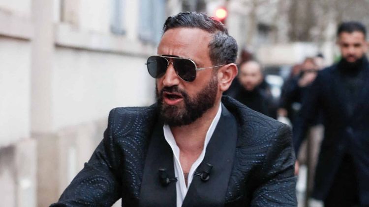 Cyril Hanouna : avant de retrouver sa maison de Saint-Tropez, il s’est offert des vacances très bling-bling