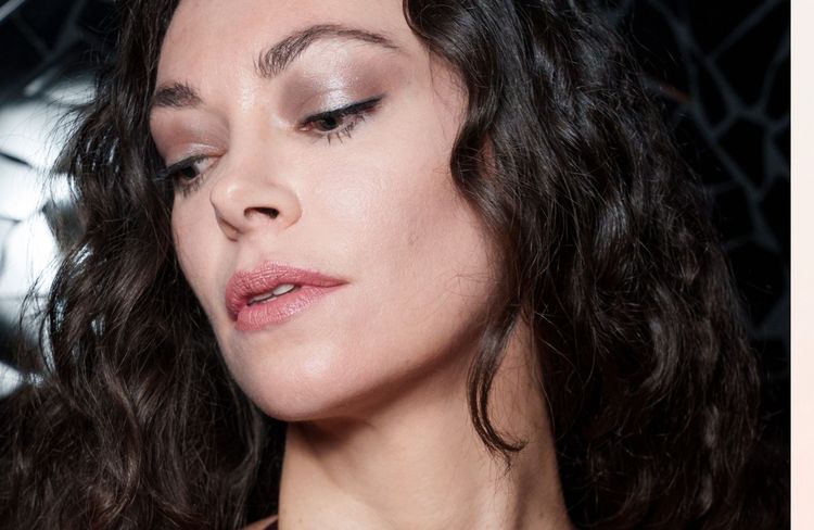 Anti-âge : ces 3 traitements stars accélèrent en réalité le vieillissement, selon un chirurgien