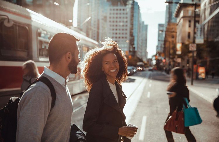 Amitié, amour : qu’est-ce que la théorie de la « deuxième rencontre » ?