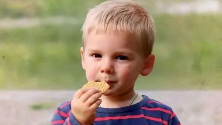 Mort du petit Émile : en garde à vue pour homicide volontaire et recel de cadavre, les grands-parents de nouveau auditionnés !