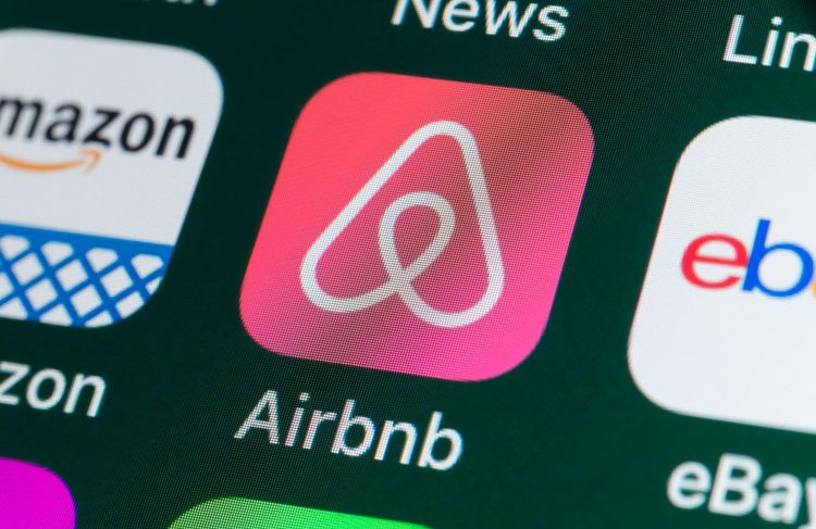 Vinted, Airbnb, Blablacar : que faut-il déclarer aux impôts en 2025 ?