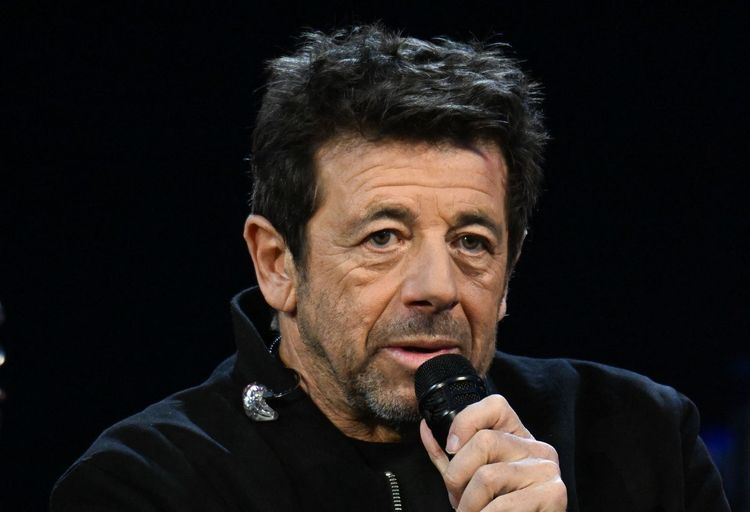 Patrick Bruel chahuté : ce biais cognitif lié au poker qui l'aide à garder son sang-froid