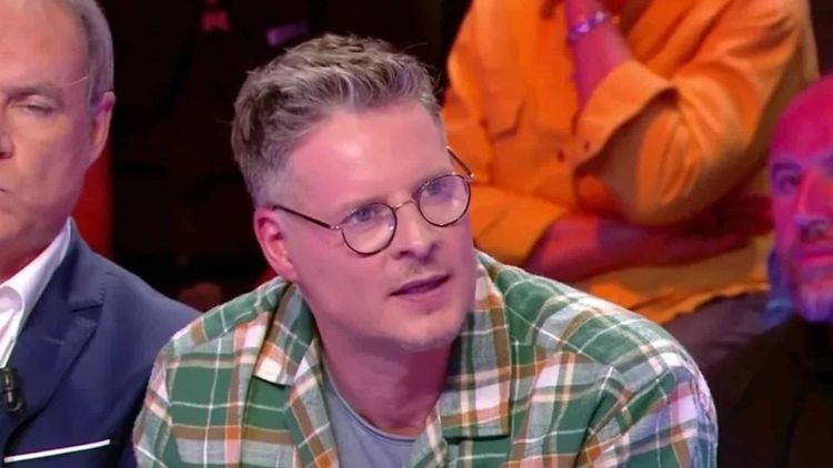 "Je me tripote..." : Matthieu Delormeau s'explique pour la première fois sur sa vidéo intime publiée sur les réseaux sociaux !