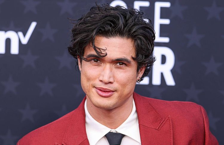 Qui est Charles Melton, la révélation de « May December » ?