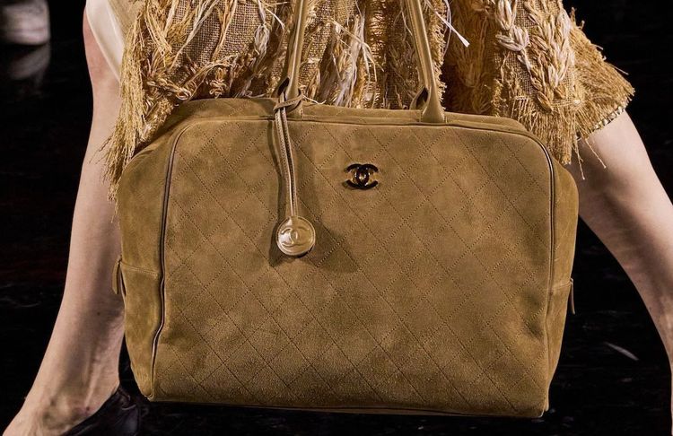 Chanel : des files d’attente impressionnantes à New York pour les premières pièces de Matthieu Blazy