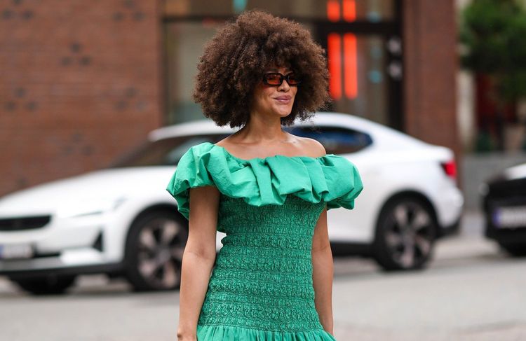 3 façons de porter la robe à smocks cet été