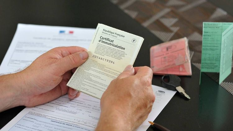 Carte grise : voici les nouveaux tarifs dans votre région, avant une autre mauvaise nouvelle ? [Carte]