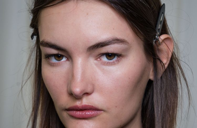 Changer sa routine skincare selon les saisons : indispensable ou simple mythe ?