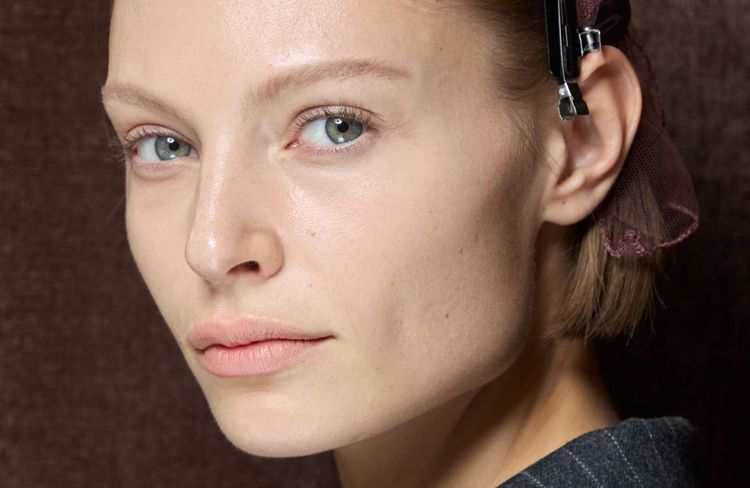 Anti-âge : quels sont les bienfaits des peptides pour la peau ?