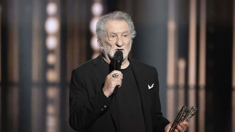 Eddy Mitchell (82 ans) ruiné par son divorce : "Le pognon ça ne reste pas", cette dette colossale qu'il éponge encore