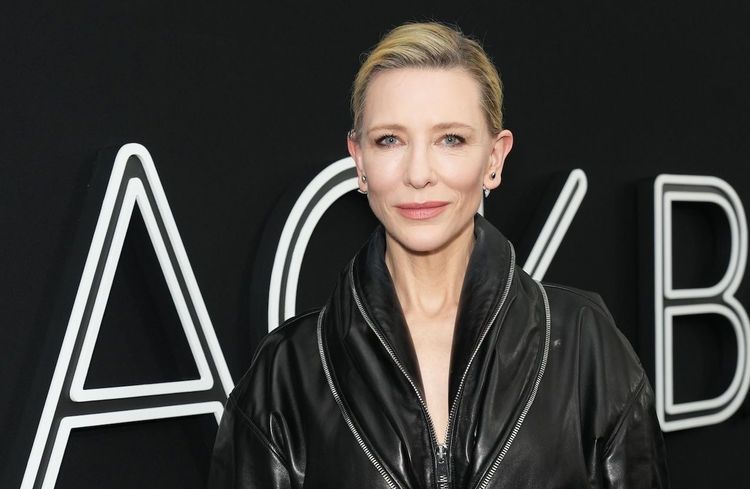 Cate Blanchett porte déjà l’un des looks de Sarah Burton pour Givenchy