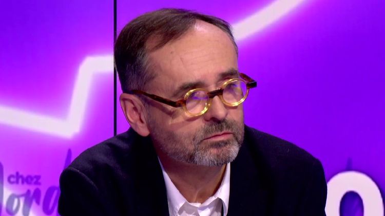 Robert Ménard cash sur le mariage gay : « Si c’était mon fils, je lui dirai… »