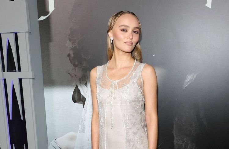 Lily-Rose Depp dévoile son expression française préférée pour séduire les locaux