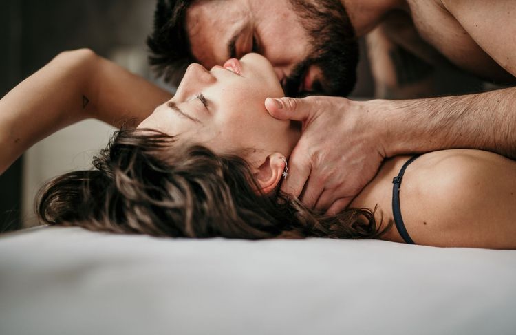 Cette pratique sexuelle répandue peut causer AVC et lésions cérébrales