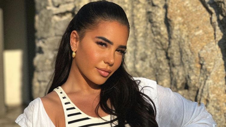 Milla Jasmine : enceinte, elle est obligée de montrer son ventre pour contrer les rumeurs