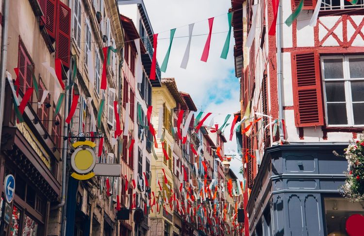 Pourquoi les dates des prochaines Fêtes de Bayonne suscitent-elles autant de colère ?