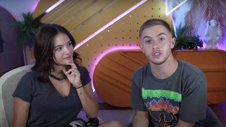 "Comme vous l'avez remarqué..." : Michou et Elsa Bois annoncent leur rupture, les internautes sont sous le choc !