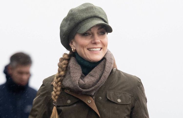 Kate Middleton ressuscite cette casquette qu’on pensait has been