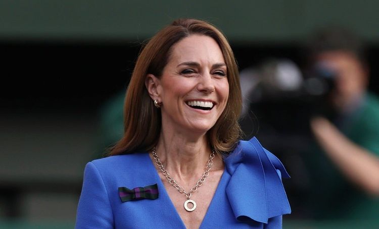 En croisière en Grèce, Kate Middleton interrompt ses vacances pour une grande annonce, le palais mobilisé