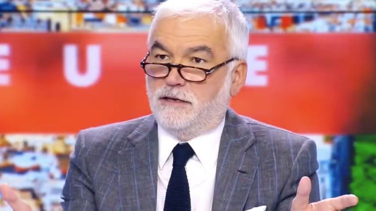 Franc du collier, Pascal Praud sans détours sur l'immigration en France : "Évidement que c'est un problème"
