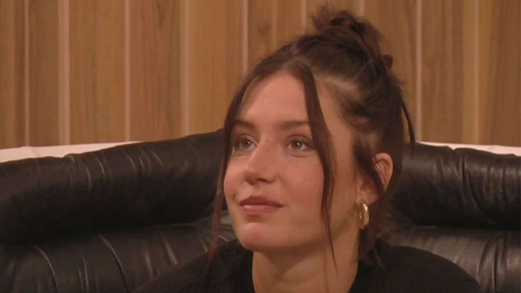 "Un sentiment d’indécence" : Adèle Exarchopoulos culpabilise d’avoir un train de vie fastueux, ses confidences