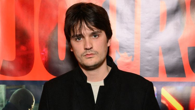La blessure d'Alain-Fabien Delon, l'enfant jamais préféré "Il n’a jamais rien eu, il n’y en avait que pour sa sœur"